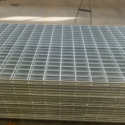 鍍鋅平臺鋼格板的性能分析