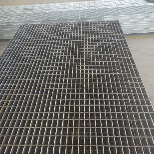 車(chē)庫(kù)鋼格柵設(shè)計(jì)方案：空間利用與車(chē)輛承載雙優(yōu)化