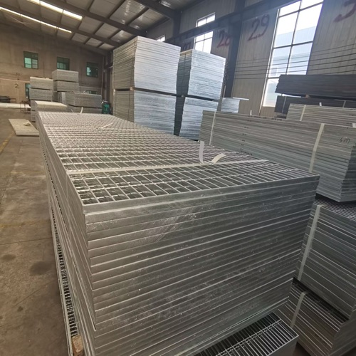 別小看它！鋼格柵在復(fù)雜工程中的關(guān)鍵作用不容忽視