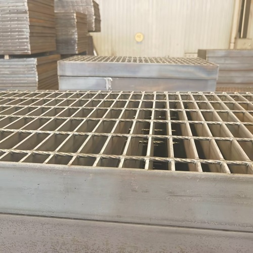 綠色建筑標(biāo)準(zhǔn)下，鋼格板的優(yōu)勢(shì)在哪